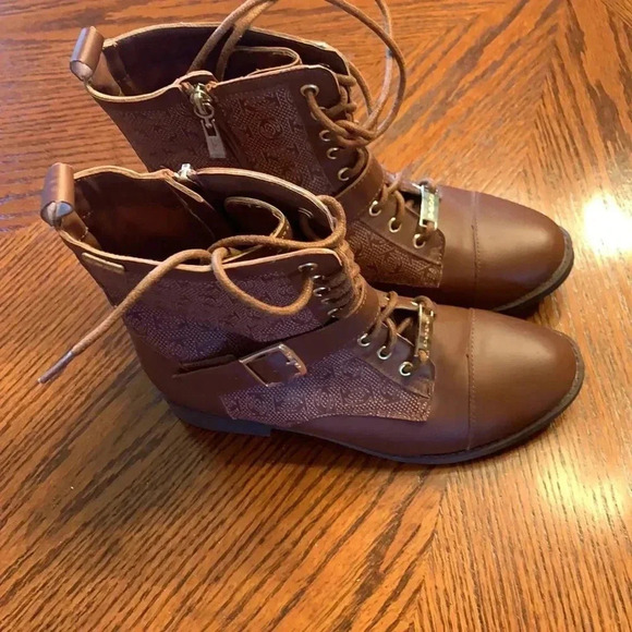 Bebe laced up strap boots - Picture 4 of 9